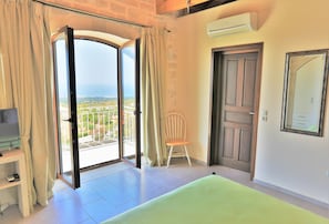 2 Schlafzimmer, Zimmersafe, Bügeleisen/Bügelbrett, kostenloses WLAN