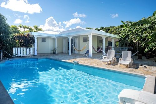 Villa Paradissol – Un cocon tropical avec piscine, proche plages et nature