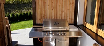 Mountain Chalet Zillertal - Family holiday on the mountain near the spa 