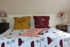 5 chambres, bureau, fer et planche à repasser, Wi-Fi gratuit