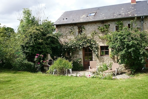 Jardin et terrasse de la petite maison