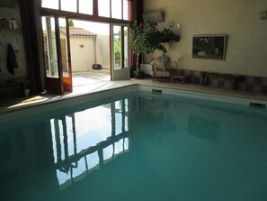 室內泳池、暖水池
