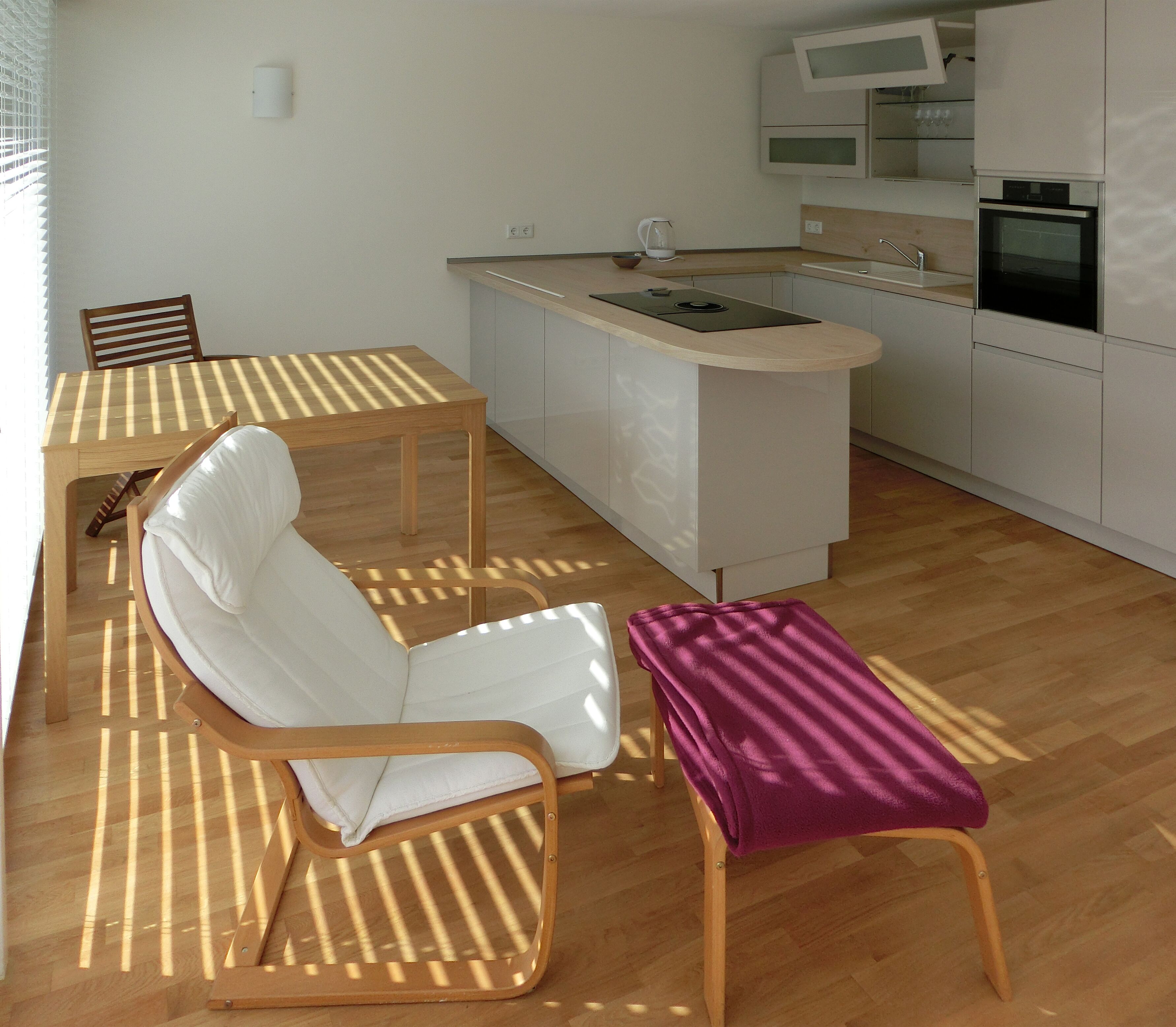 Modern apartment with flair in the heart of Düsseldorf with free WiFi