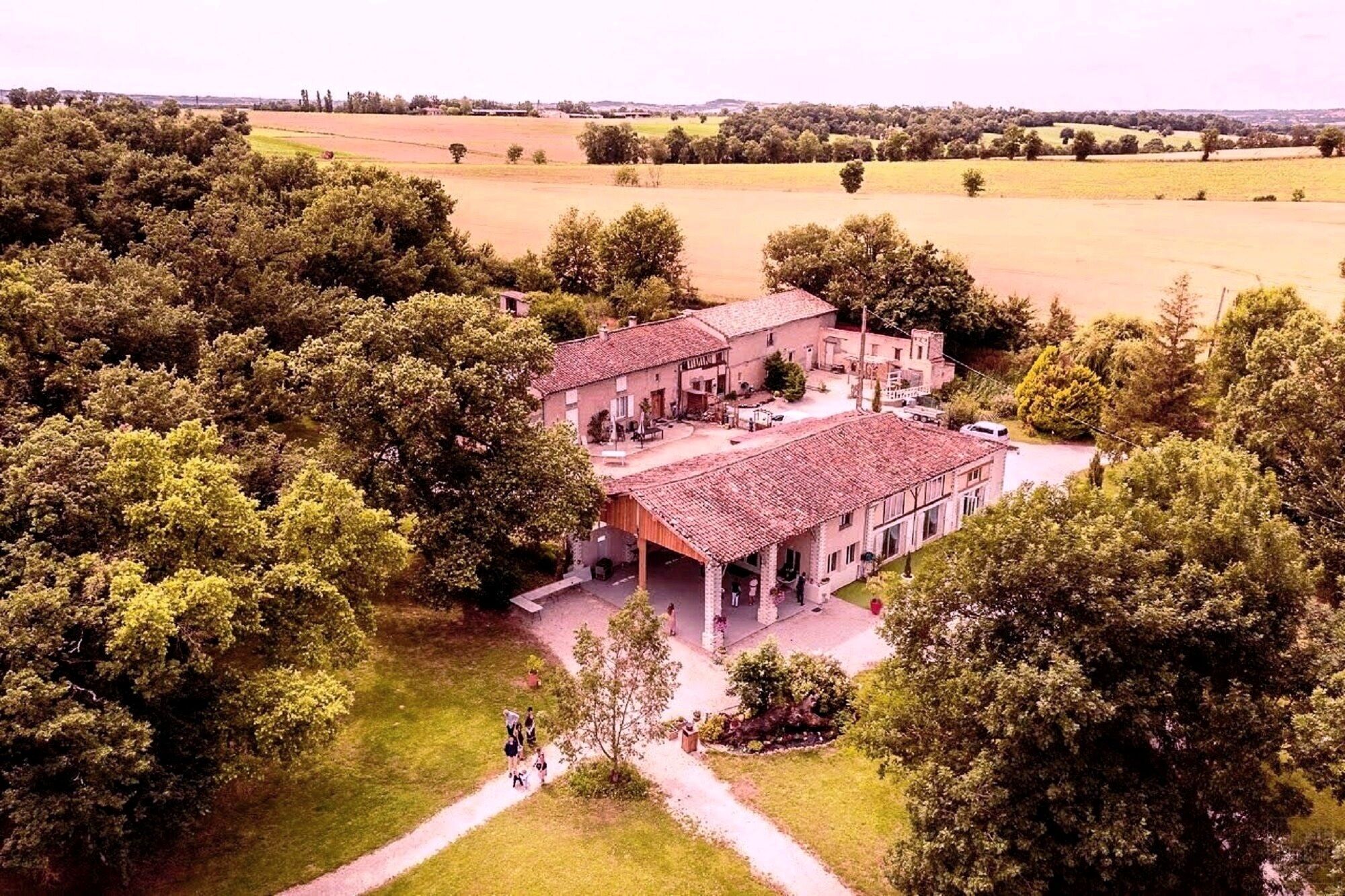 At the foot of the Black Mountain, surrounded by nature, countryside and calm the Estate