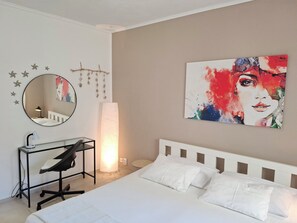 1 bedroom, in-room safe, iron/ironing board, WiFi