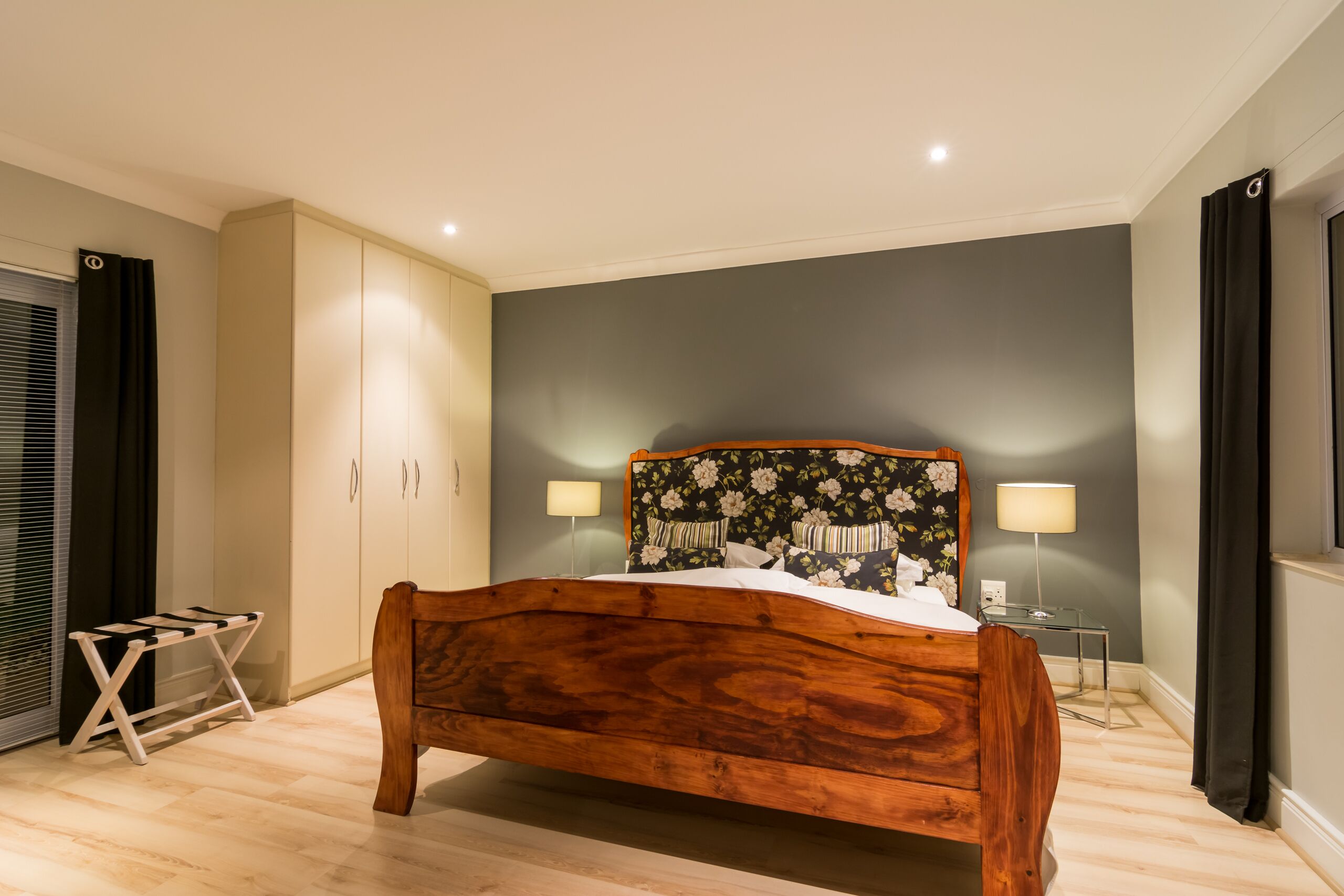 Pink Rose Guesthouse & Spa | FOR MEN ONLY | Room 1 garden view