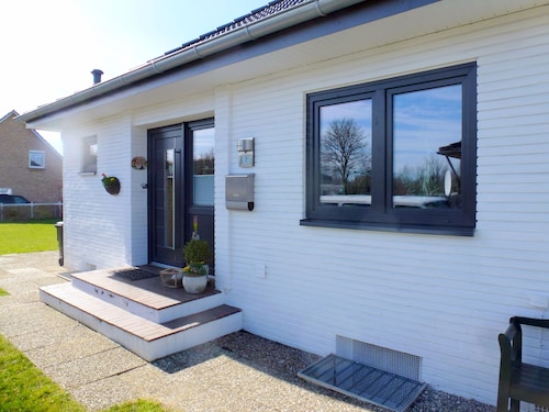 Vacation apartment "Am Runenstein 7"