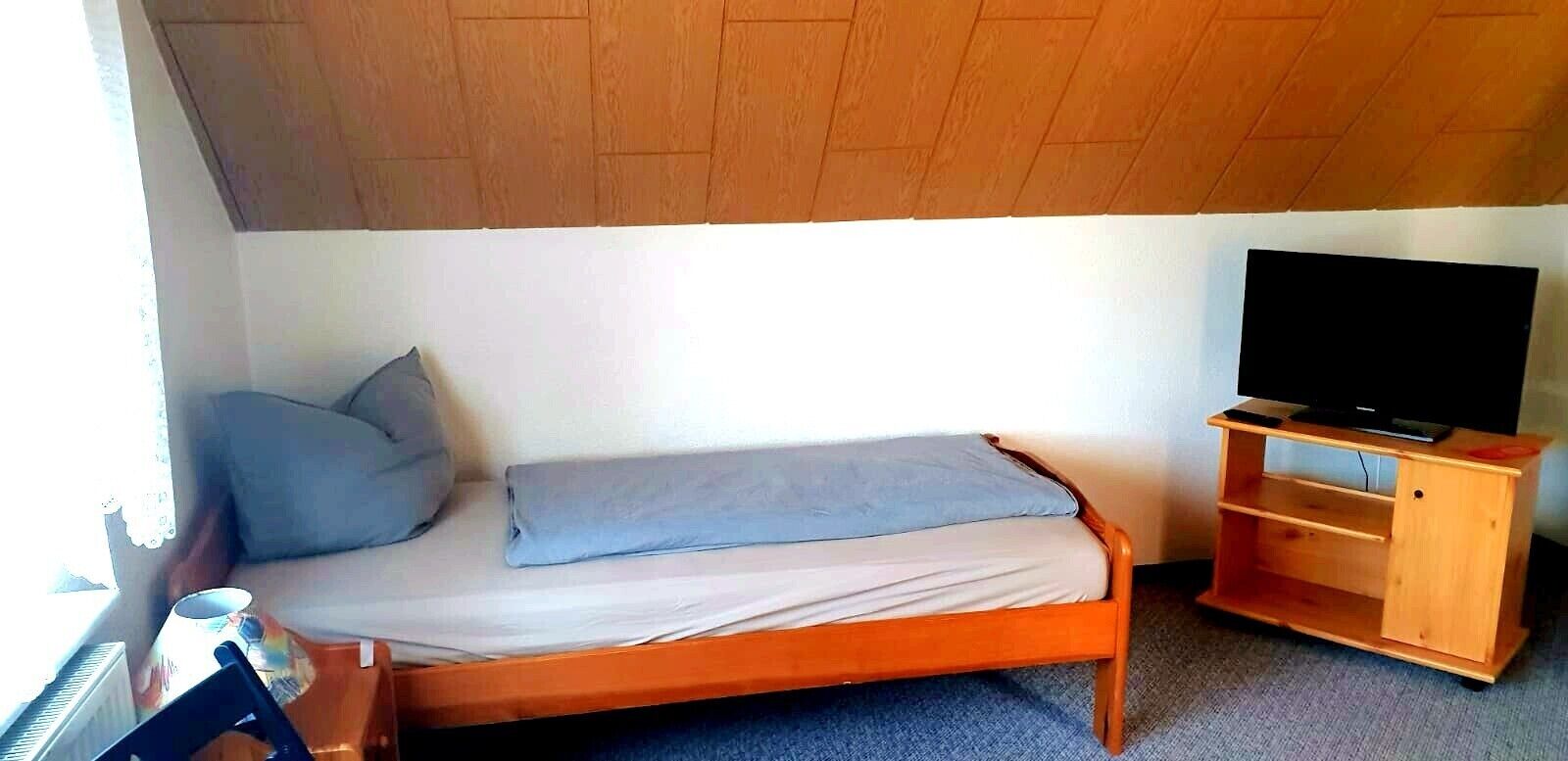 Double room (separate beds) with private bathroom