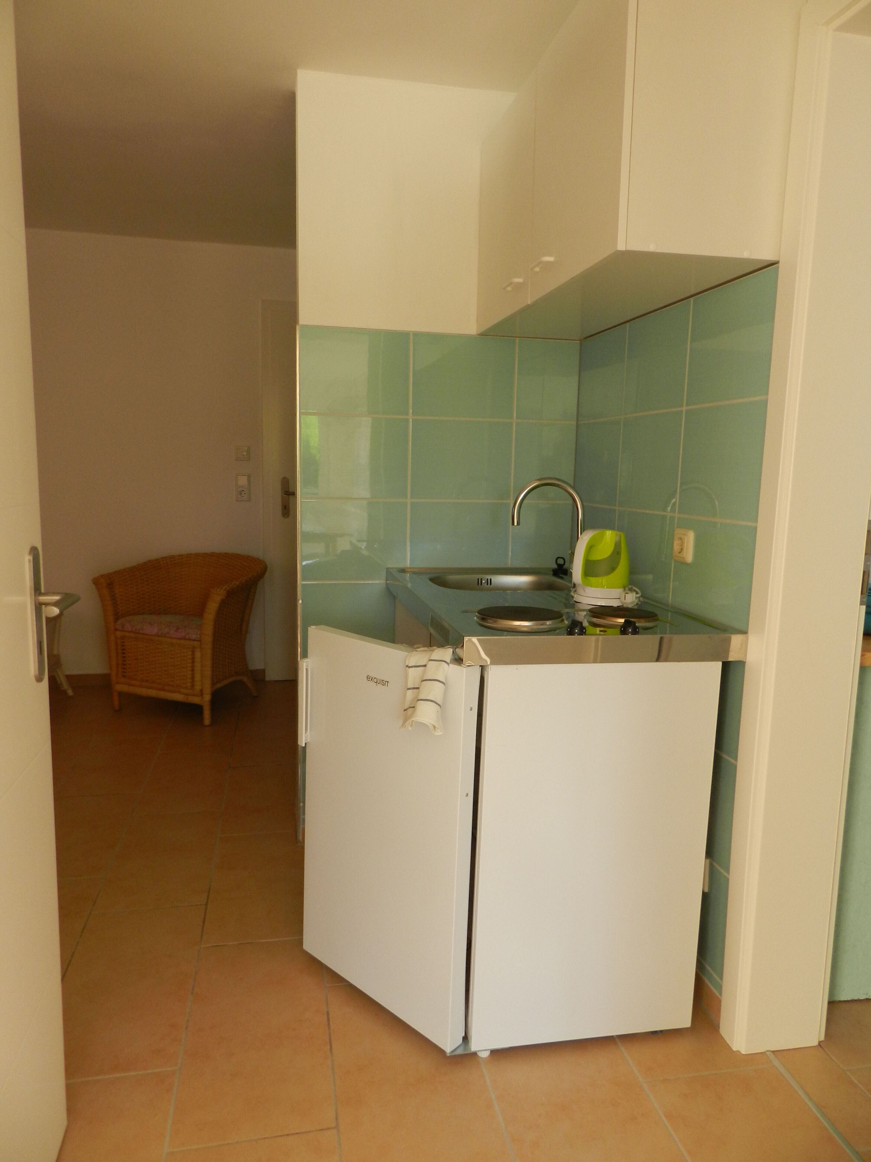 bright studio apartment, located in the middle of many small lakes