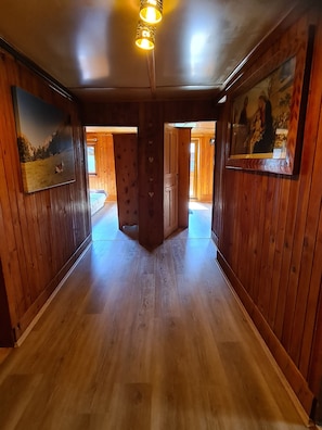 5 chambres, lit parapluie, Wi-Fi gratuit, draps fournis