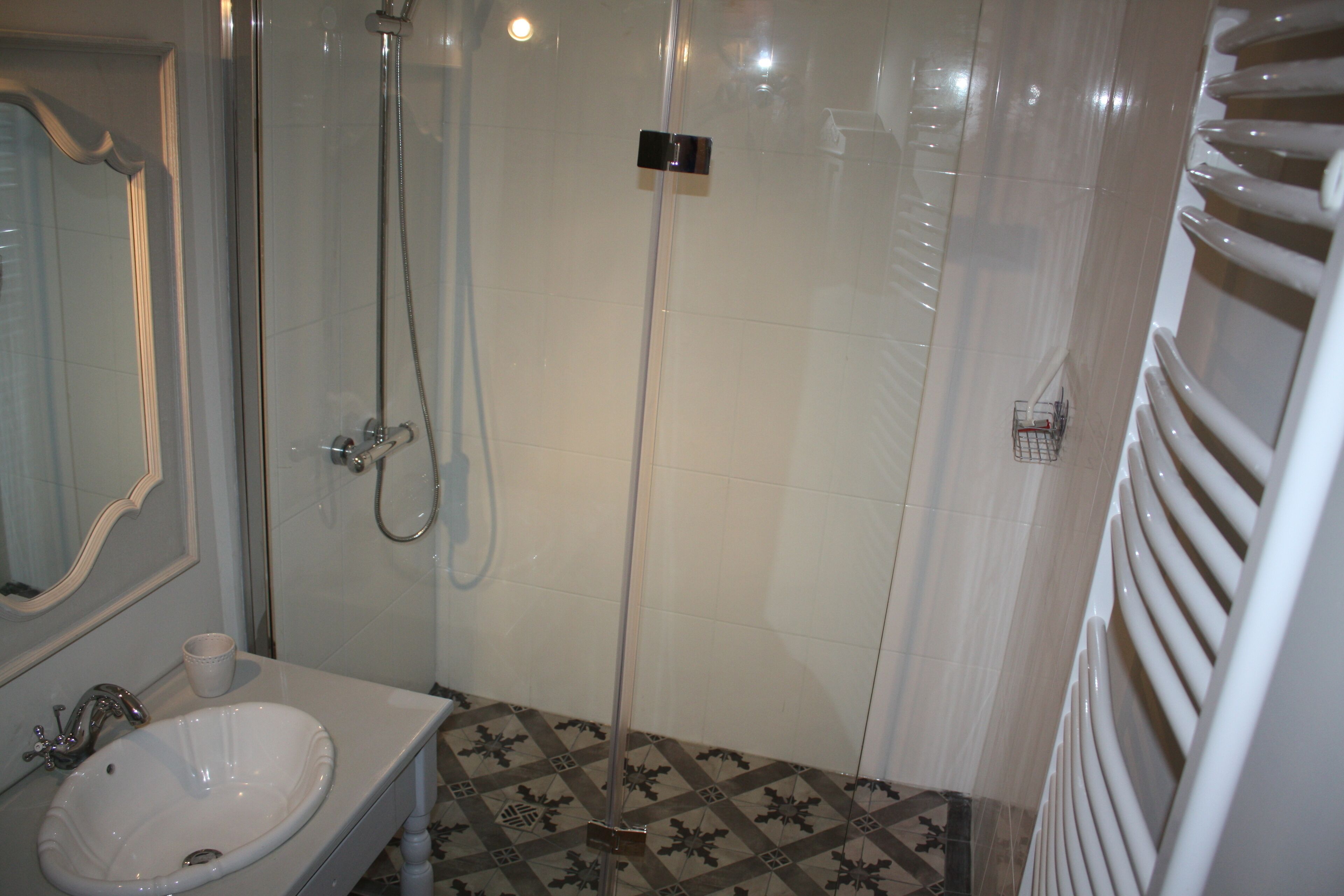 cottage in provencal farmhouse, 2 minutes from Pernes