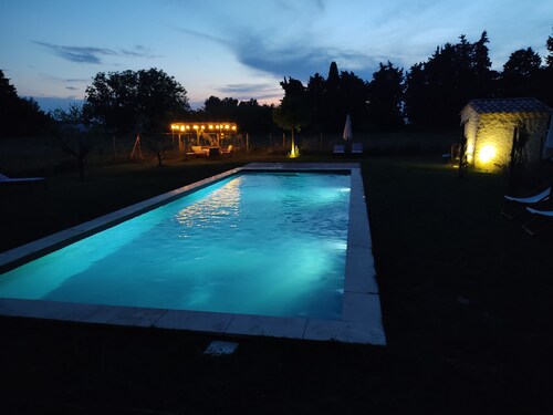 cottage in provencal farmhouse, 2 minutes from Pernes