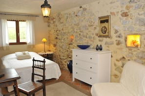 3 chambres, bureau, fer et planche Ă repasser, Wi-Fi gratuit