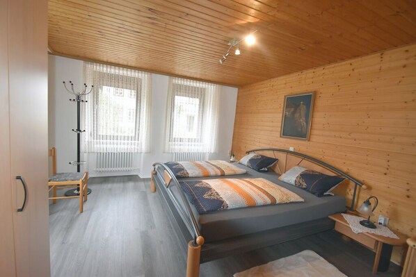 1 dormitorio, wifi gratis, ropa de cama