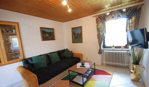 Una Smart TV, libros