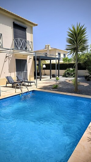 Piscina externa