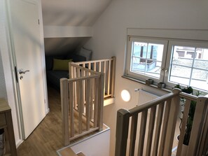 Apartment (6) | Living room | Flat-screen TV - Wendlers Ferienwohnungen 4-6 (Schwaig bei Nuernberg)