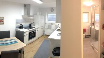 Apartment (6) | Private kitchen | Fridge, stovetop, coffee/tea maker, electric kettle