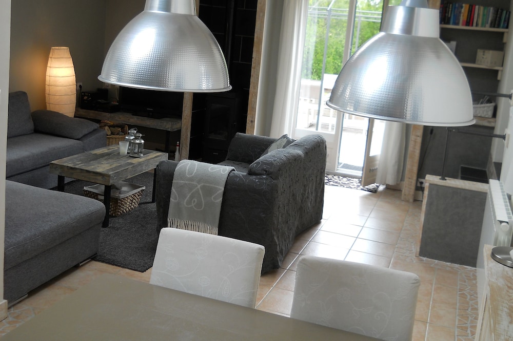 Independent cottage, very comfortable, wifi, Sancy near Super Besse