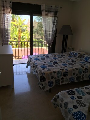 2 Schlafzimmer, Bügeleisen/Bügelbrett, kostenloses WLAN, Bettwäsche