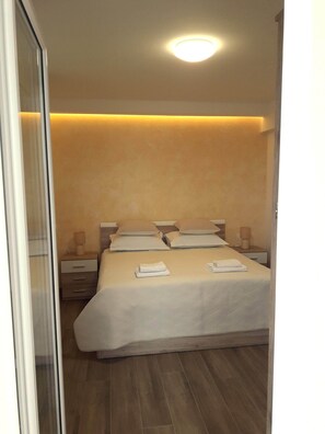 6 sovrum, strykjärn/strykbräda, internet och sängkläder