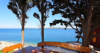 Apartments located directly on the sea, with sea views and wonderful views.