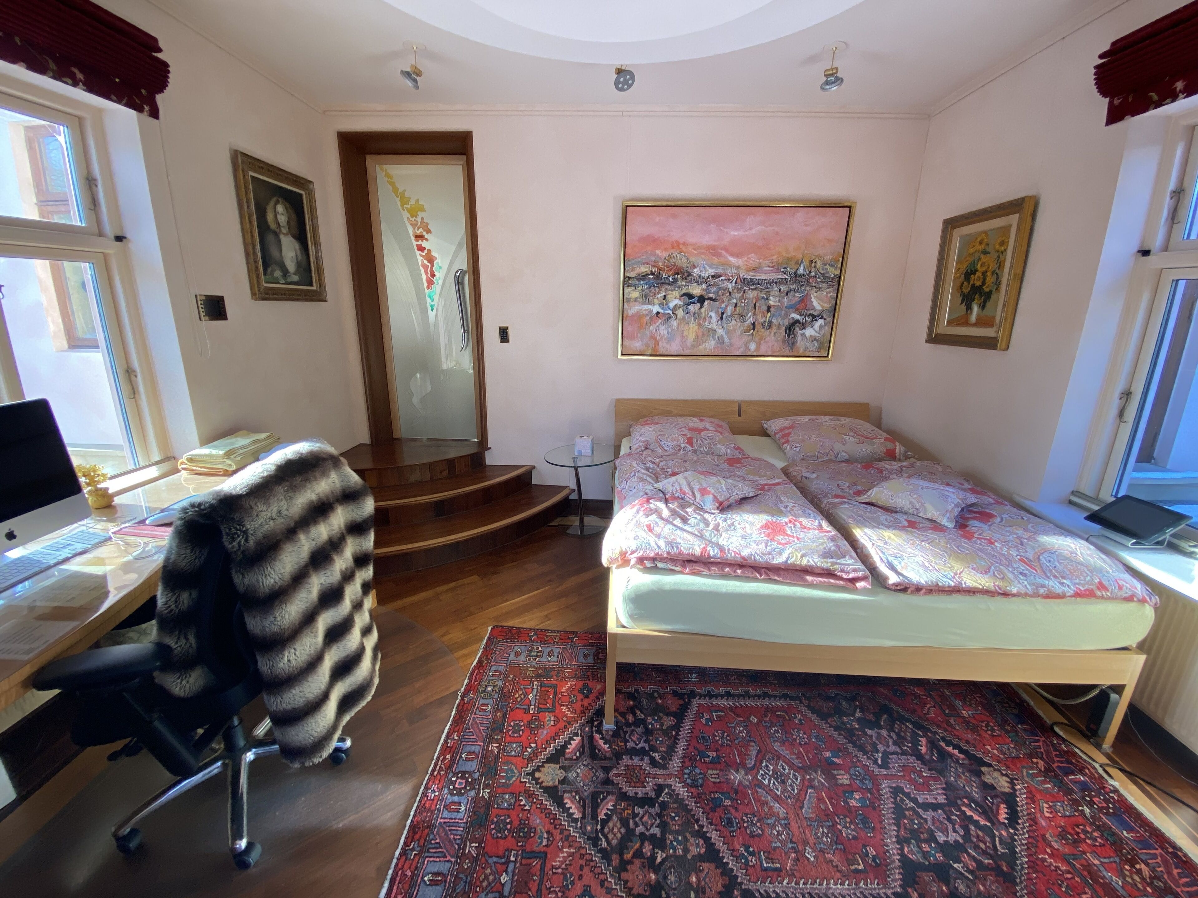 Hamburg cracks 500 sqm luxury designed villa, sleeps 12, fully i-pad controlled