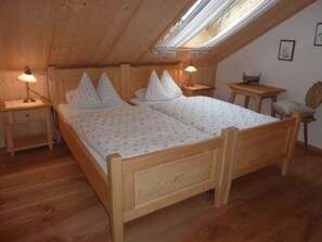 2 Schlafzimmer, Bügeleisen/Bügelbrett, Reisekinderbett, kostenloses WLAN