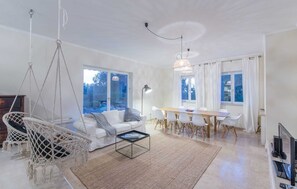 Smart-TV, peis og stereoanlegg