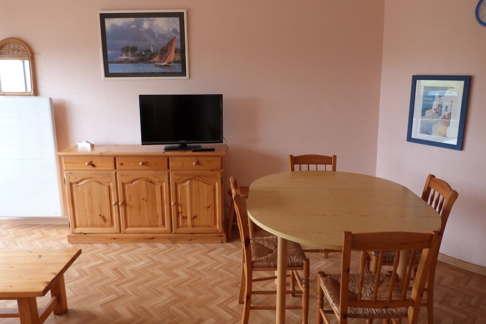 SUPERB T2 ST AUBIN SUR MORE BERNIERES FRONT THE MORE DIRECT ACCESS TO THE BEACH
