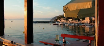 Apartment a 45sqm, unobstructed sea view, about 150m to the sea