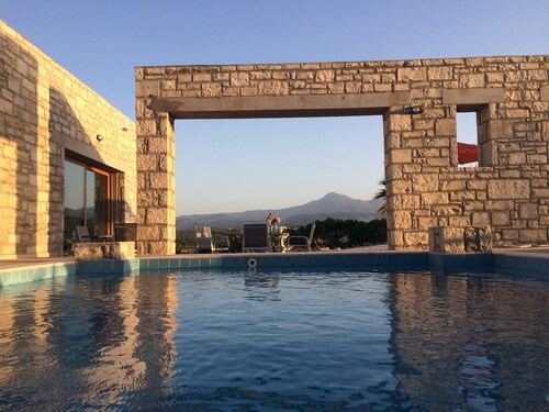 Villa Ypsilon avec piscine* privée 