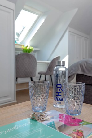 1 chambre, fer et planche à repasser, Wi-Fi gratuit, draps fournis