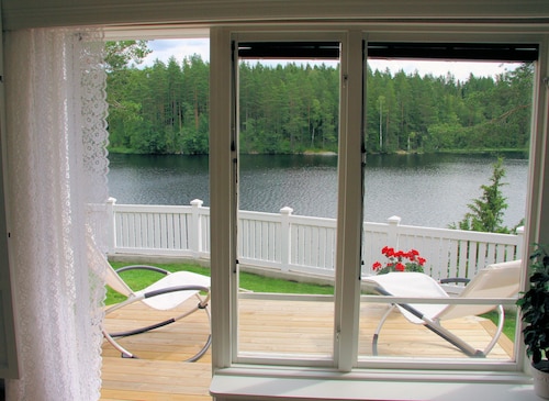 House with a view - Waterfront location - Boat - Private jetty - Fishing