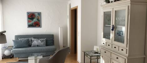 Flat-screen TV, video games, DVD player, stereo