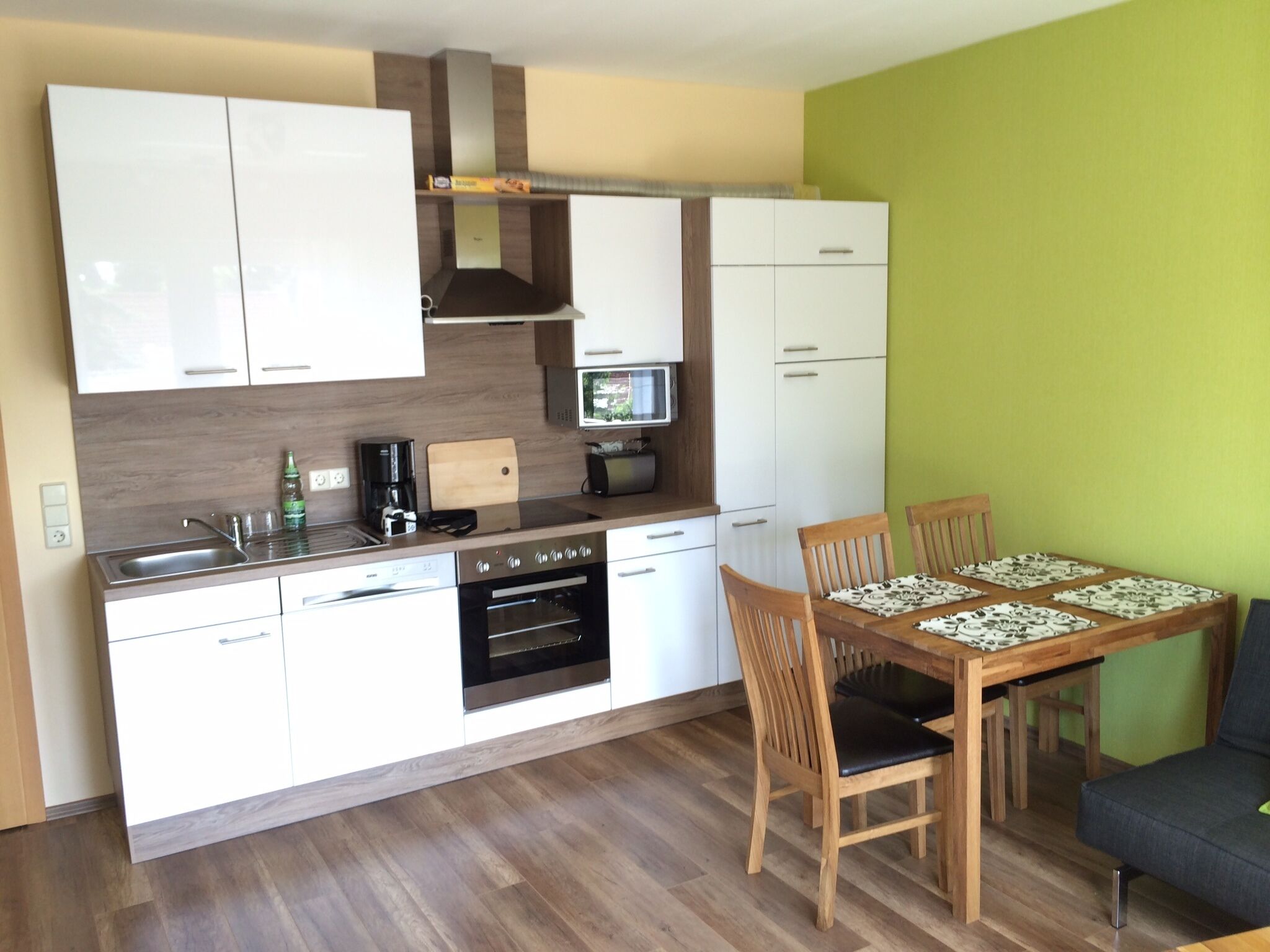 Near Berlin, 1 bedroom apartment, max. 3 people + child / baby, 400m from the lake