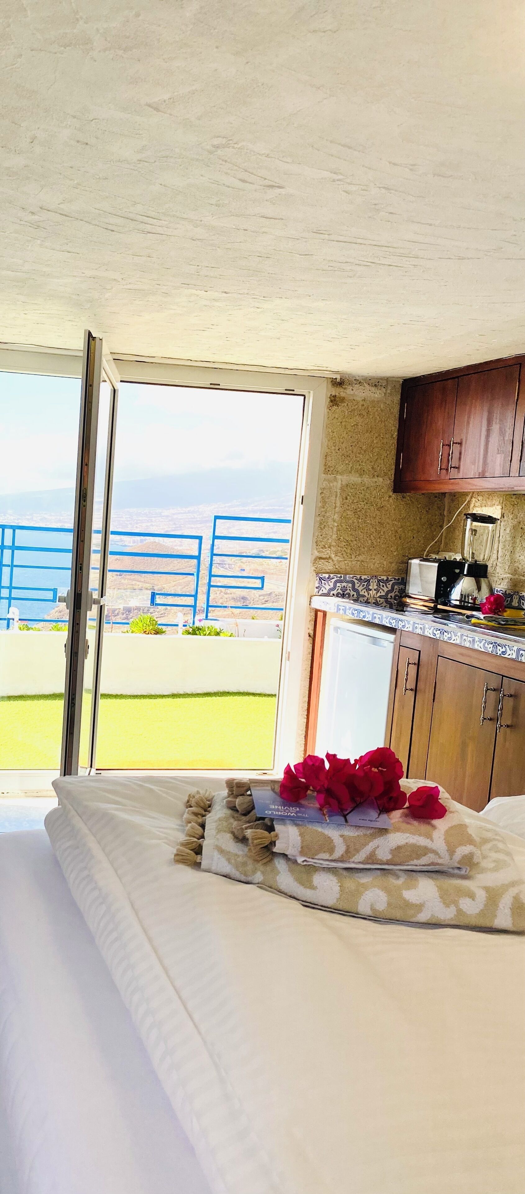 1 habitación, escritorio, wifi gratis y ropa de cama 