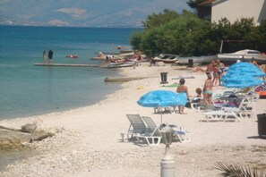 Beach - A nice app. with sea view, 100 m from the beach (Arbanija)