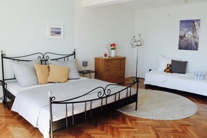 3 bedrooms, WiFi, bed sheets