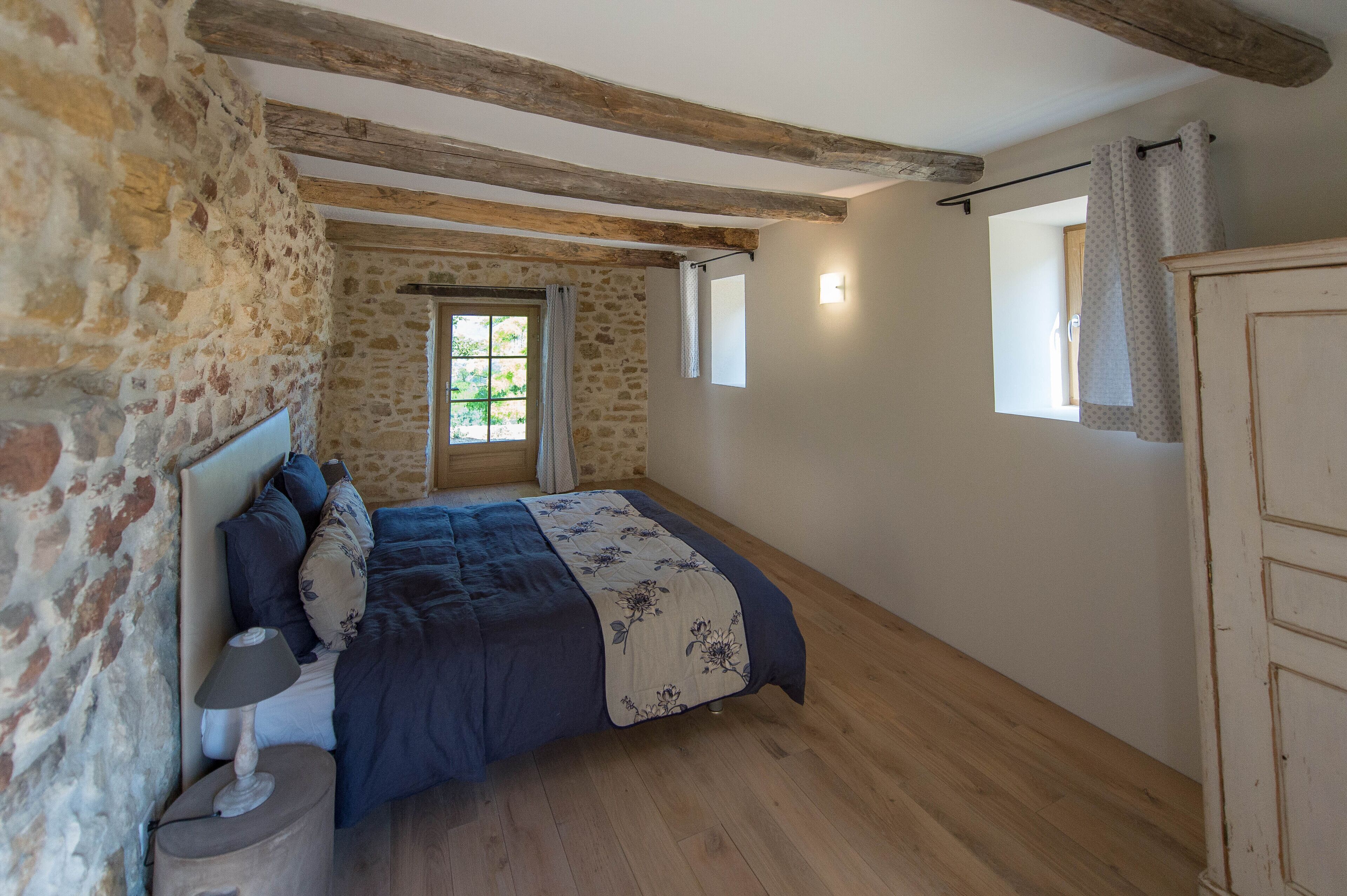 Le gîte Papou - charming cottage for 4 to 5 people in a large wine estate