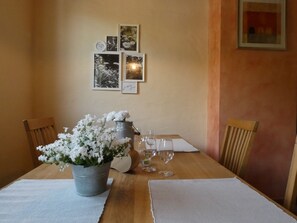 تناول الطعام