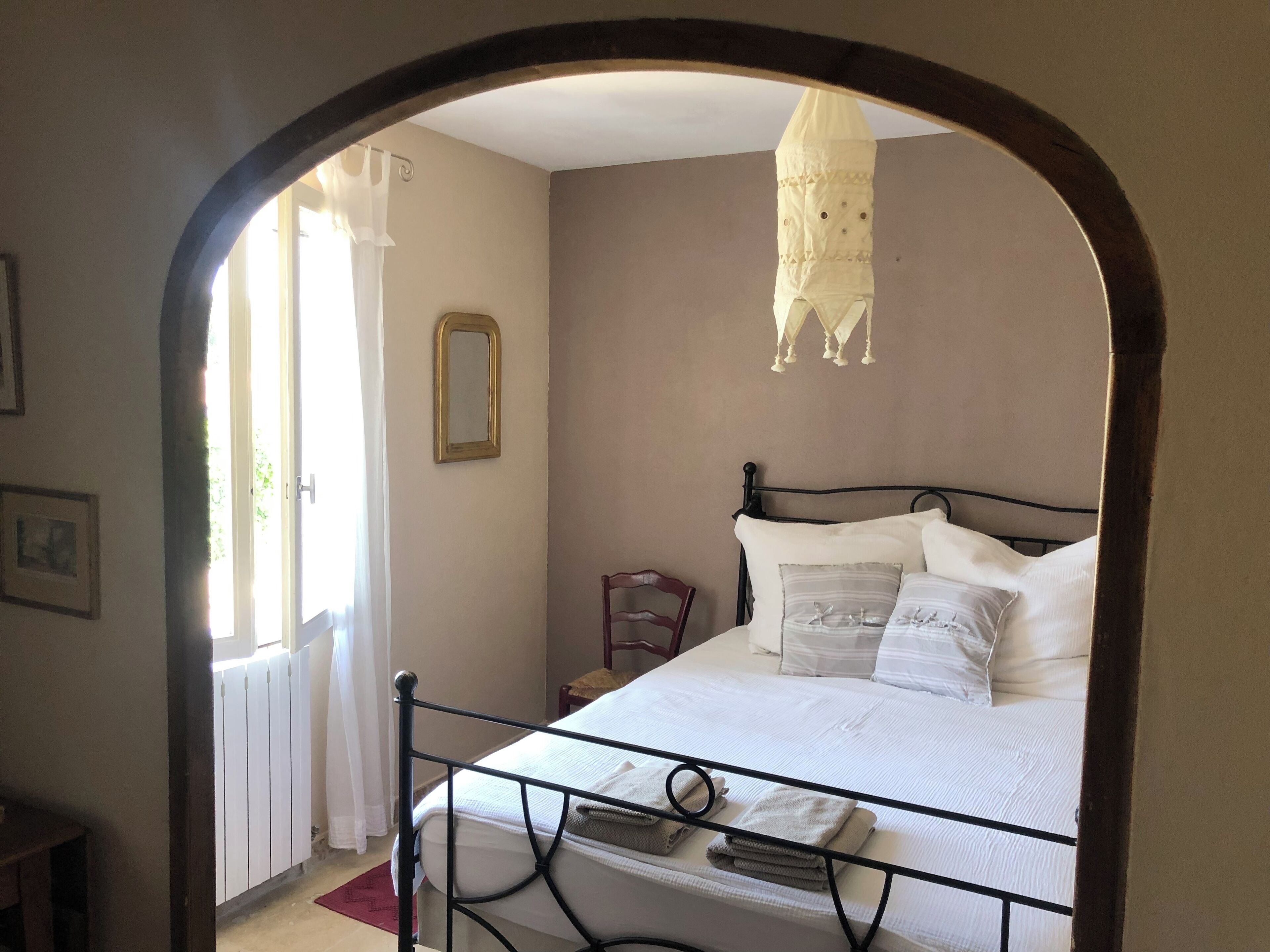 2 chambres, bureau, Wi-Fi gratuit, draps fournis