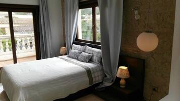 4 Schlafzimmer, Bügeleisen/Bügelbrett, WLAN, Bettwäsche