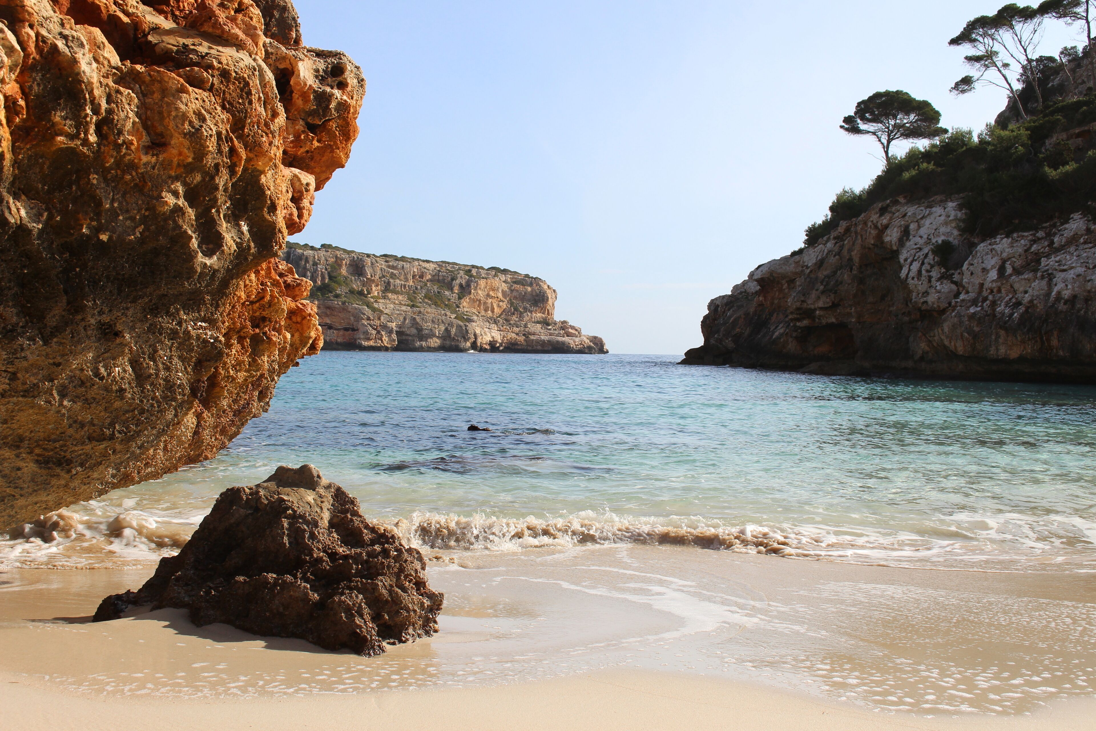 靠近海滩、沙滩椅