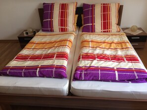 3 bedrooms, in-room safe, iron/ironing board, free WiFi - Comfortable vacation home in the sunny Ortenau region for the whole family (Oberkirch)