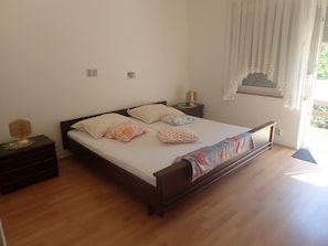 3 chambres, Wi-Fi gratuit, draps fournis