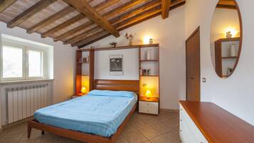 1 camera, una cassaforte in camera, ferro/asse da stiro, Wi-Fi gratuito