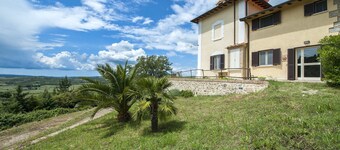 Ny leilighet for 4 personer i hjertet av Toscana "Il Girasole"