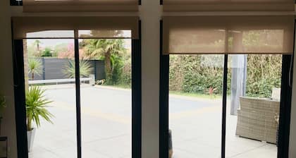 Modernes Haus 10 Minuten von den Stränden entfernt