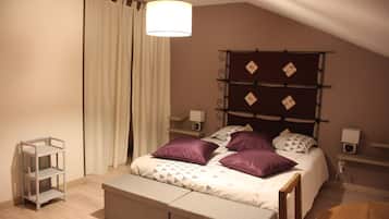 2 Schlafzimmer, Schreibtisch, Reisekinderbett, kostenloses WLAN